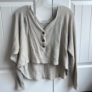 Long sleeve cropped sweater